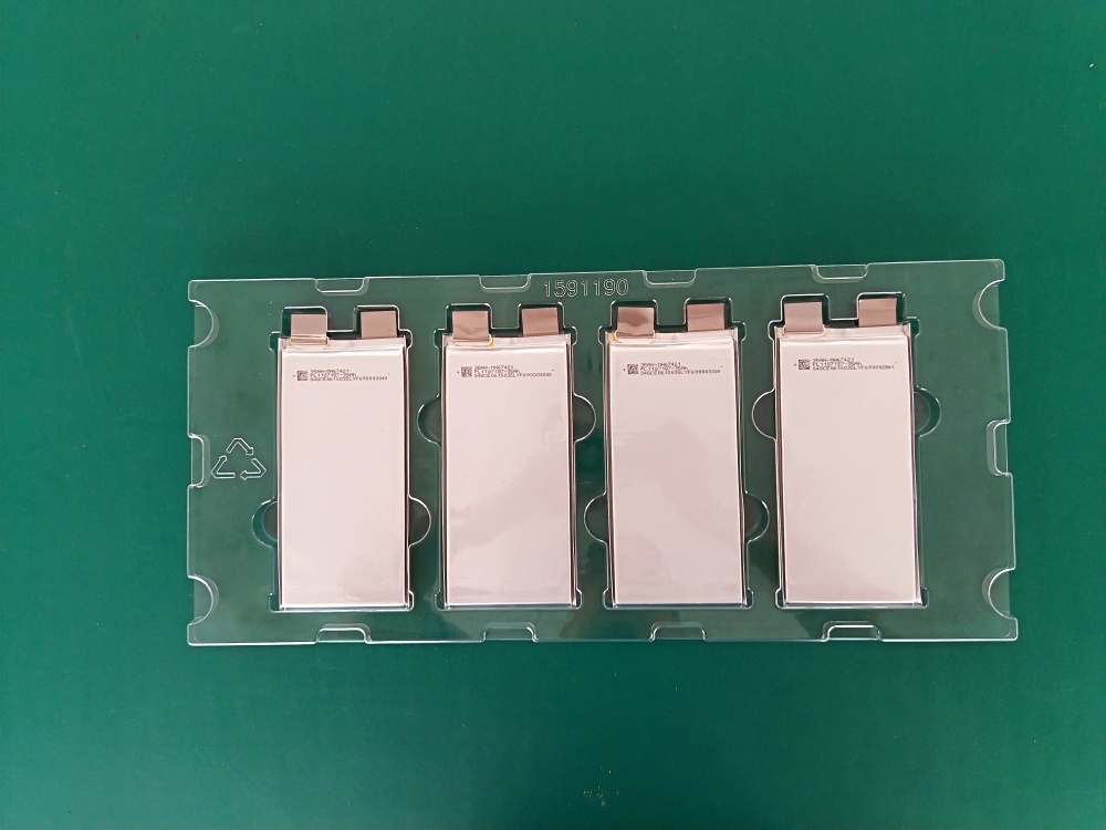 卫蓝3.65V 35Ah高能量密度半固态锂离子电芯