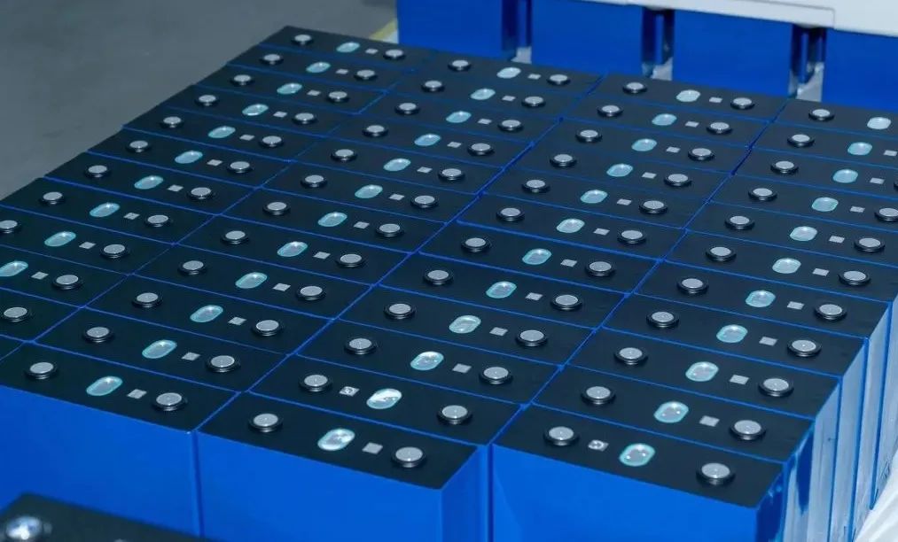 楚能新能源发布472Ah储能电池，引领大容量电芯新时代