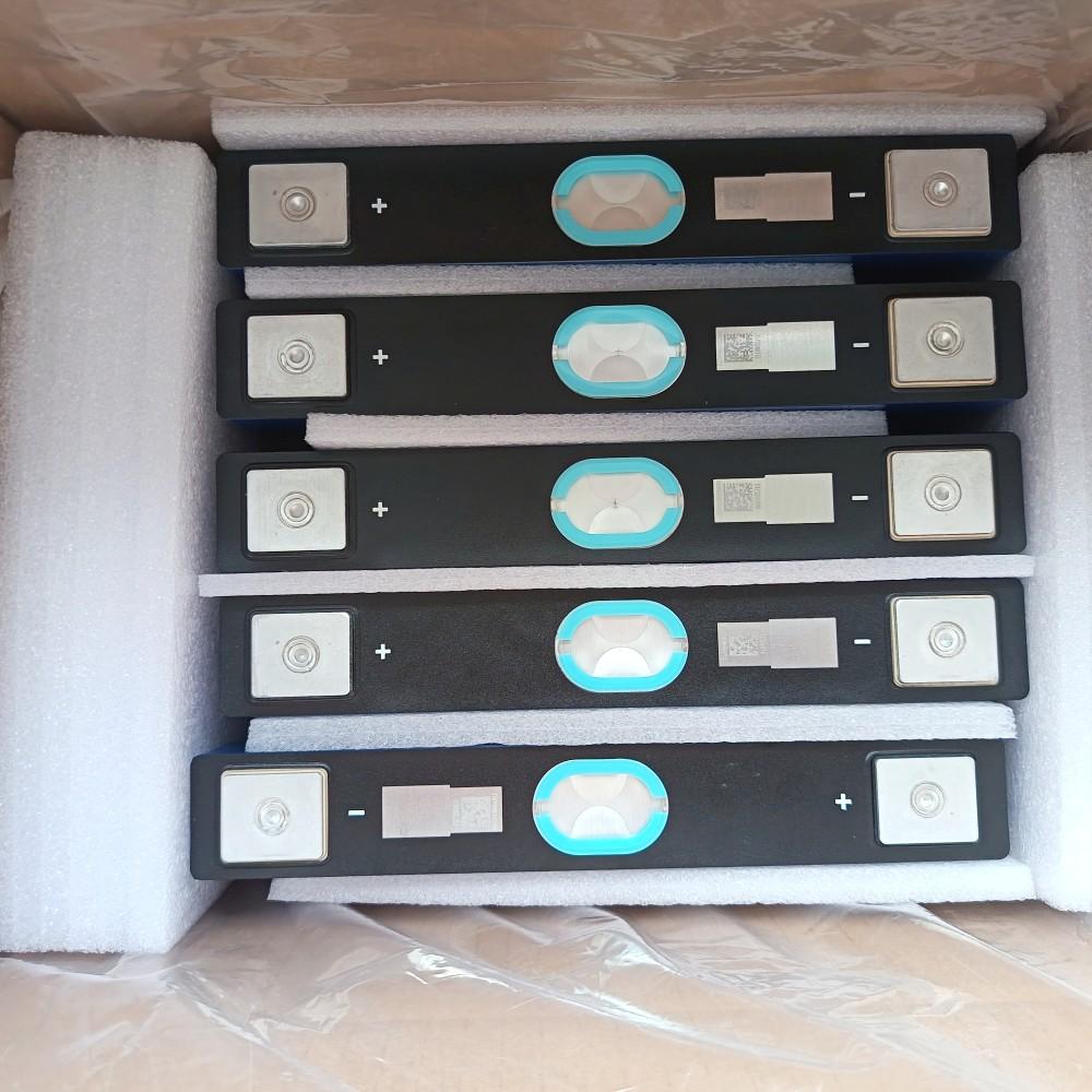 动力锂电池和储能电池有什么不同？详解两者区别、结构、用途与发展趋势